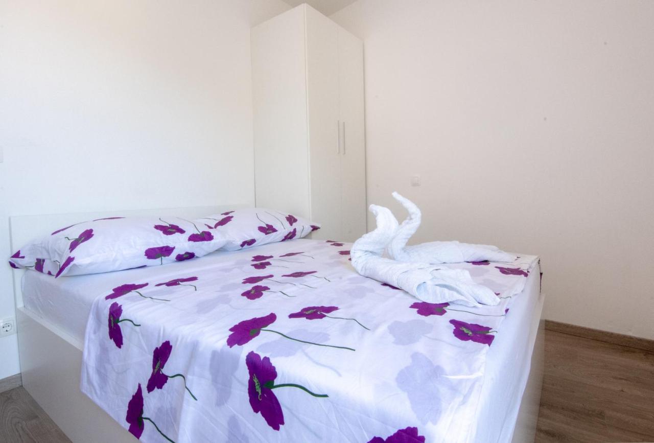 Appartamento Apartman Perla Makarska Esterno foto