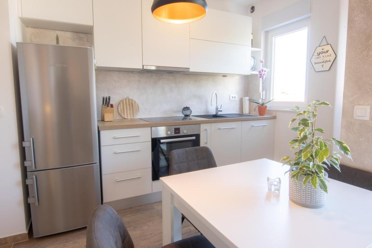 Apartman Perla Makarska Esterno foto